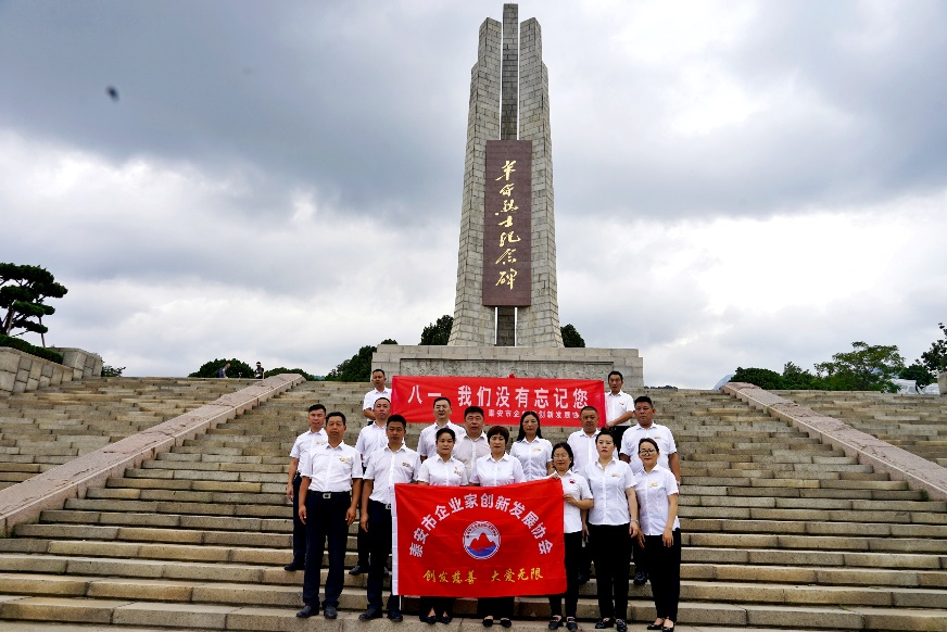 八一，我们没有忘记您｜烈士纪念碑扫墓与走访参战老兵活动